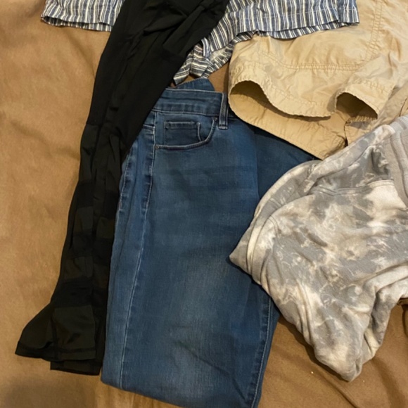 Various name brand bundles - Picture 6 of 7